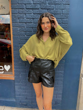 Load image into Gallery viewer, Dolman Button Down // 2 colors
