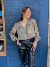 Load image into Gallery viewer, LS Metallic Surplice Top//2 Colors
