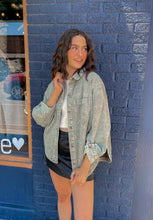 Load image into Gallery viewer, Cuff Washed Shacket//2 Colors
