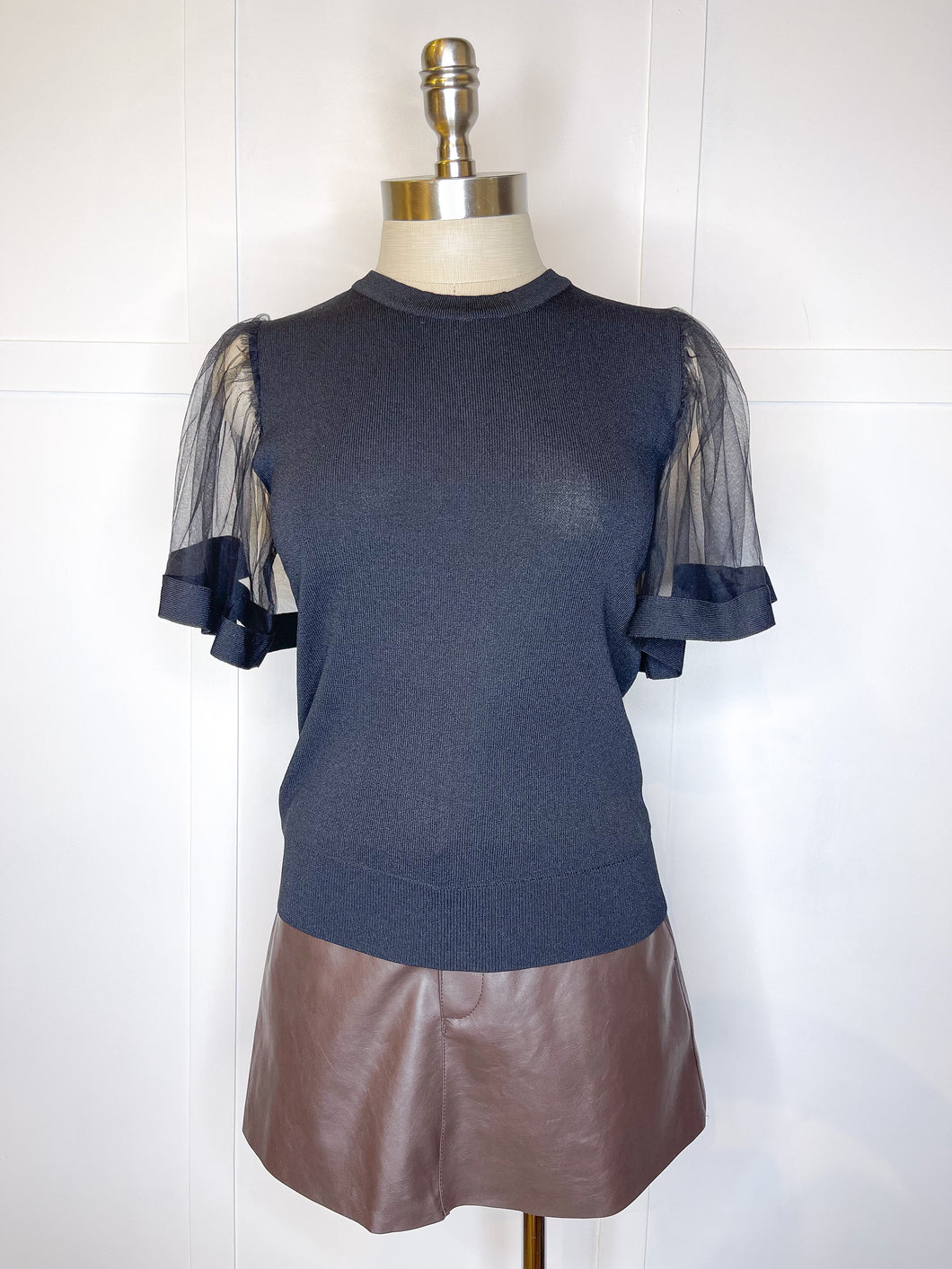 Flutter Mesh Sleeve Knit top
