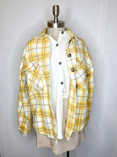 Load image into Gallery viewer, Plaid Woven Shacket//3 Colors
