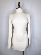 Load image into Gallery viewer, LS Mock Neck Top
