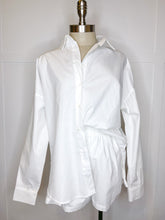 Load image into Gallery viewer, Long Sleeve Button down Shirt
