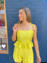 Load image into Gallery viewer, Scalloped Edge Tie Cami
