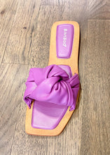 Load image into Gallery viewer, Magenta Knot Sandal
