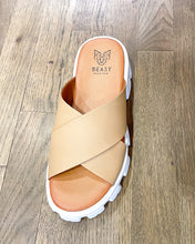 Load image into Gallery viewer, Lug Sole Sandal

