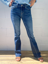 Load image into Gallery viewer, Mid Rise Flare Raw Hem
