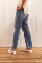 Load image into Gallery viewer, 90&#39;s Wide Leg High Rise Jean

