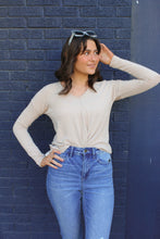Load image into Gallery viewer, LS Twist Front Top // 2 Colors
