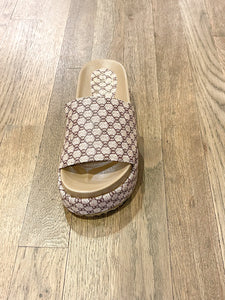 Chunky Platform Slide