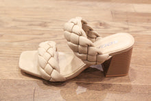 Load image into Gallery viewer, Braided Heel
